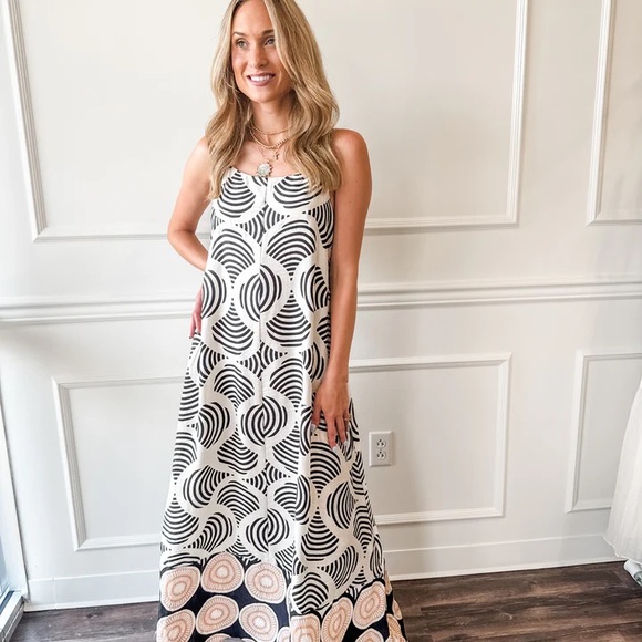 Palma Pattern Maxi Dress - Picture 1 of 3